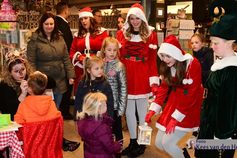 2017 12 16 kerstmarkt paasbos 15 13 kerstman