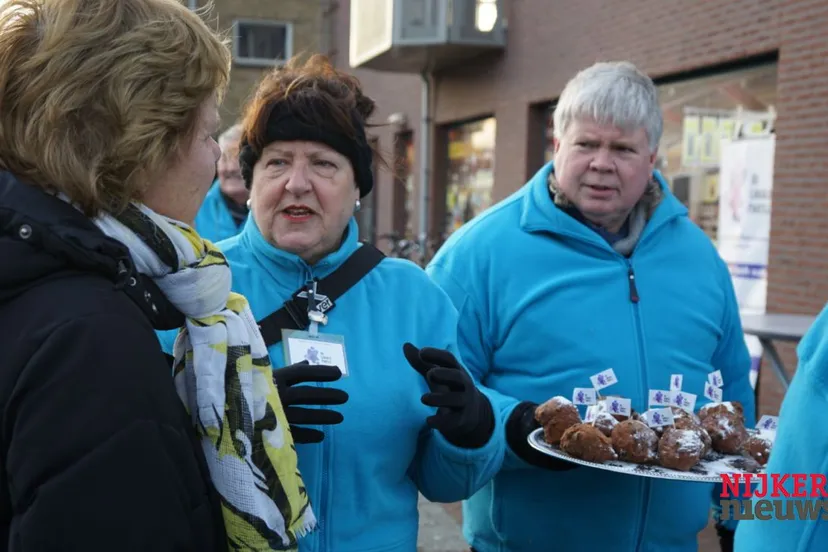 2017 12 29 de lokale partij oliebollen 3