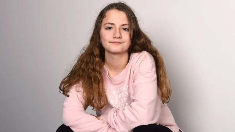 2018 06 02 ella kamp foto zittend