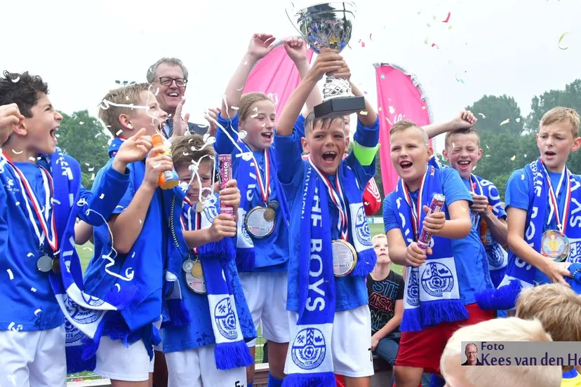 2018 06 04 veensche boys jo11 2 harskamp 2 6 fernando feest team