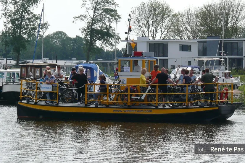 2018 06 09 paddegat 4 fiets pontje haven de zuidwal flevopolder visa versa zaterdag 09 06 2018 r te pas 3