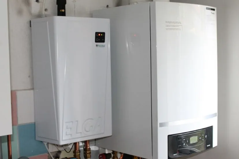 2018 09 25 d hybride warmtepomp klaar binnen 800x533