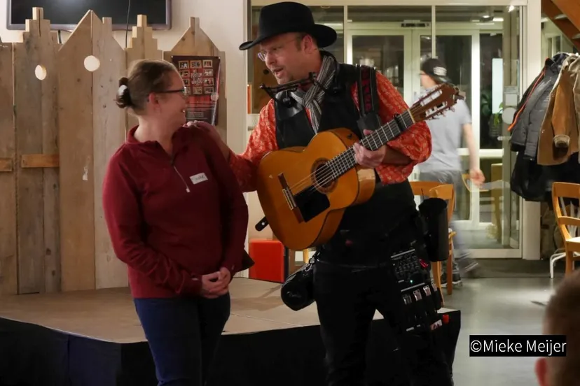 2018 11 21 hello you 02