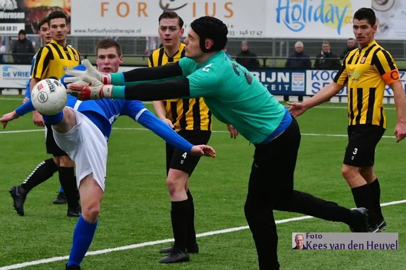 2018 11 24 veensche boys ijfc 24 11 ben nico