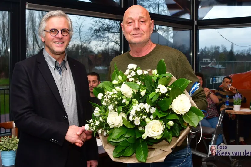 2019 01 12 dick schouten jan van leuveren 12 1 afscheid bloemen