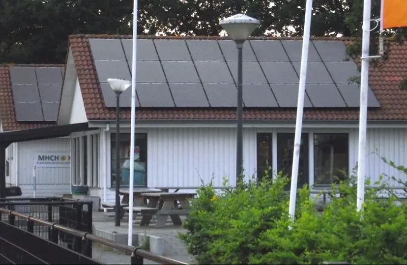 2019 06 14 hockeyclub hoevelaken zonnepanelen 1