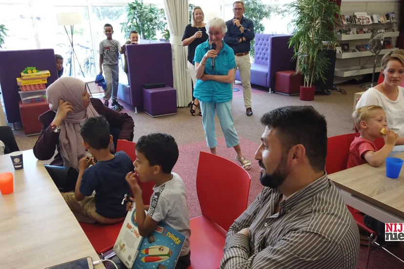 2019 06 26 voorleesexpres lanting marit biebliotheek 06