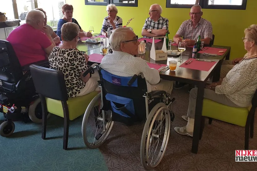 2019 08 23 buurtbbq prins heerlijk 1