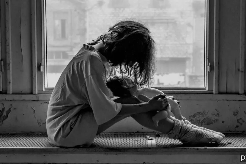 2019 09 12 eenzaamheid person black and white girl woman white night 1377278 pxhere