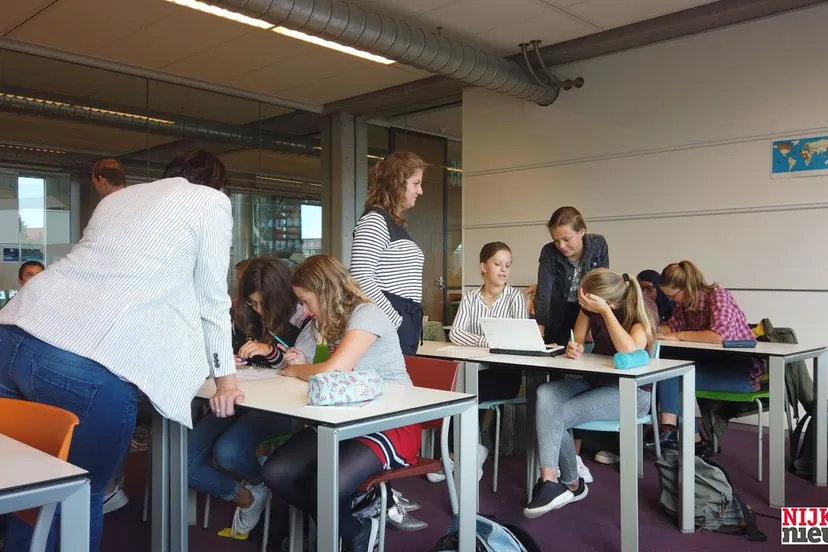 2019 09 13 kiesrecht corlaer college gemeenteraad 014