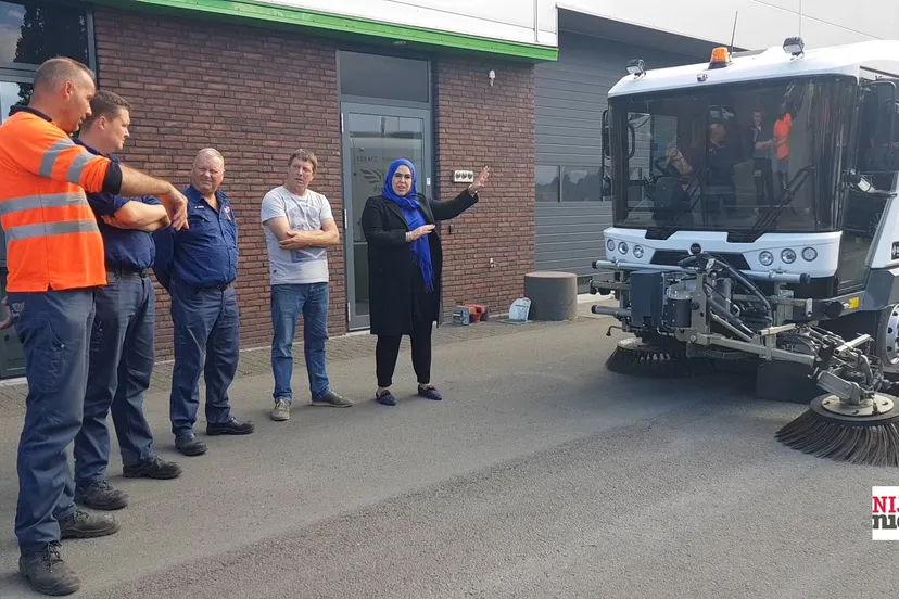 2019 09 17 nieuwe veegmachine