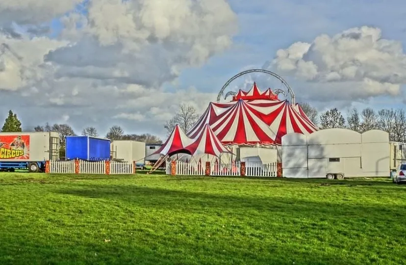 2019 10 31 circustent