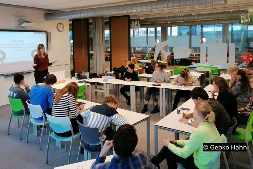 2019 11 19 corlaer college debatteren 01