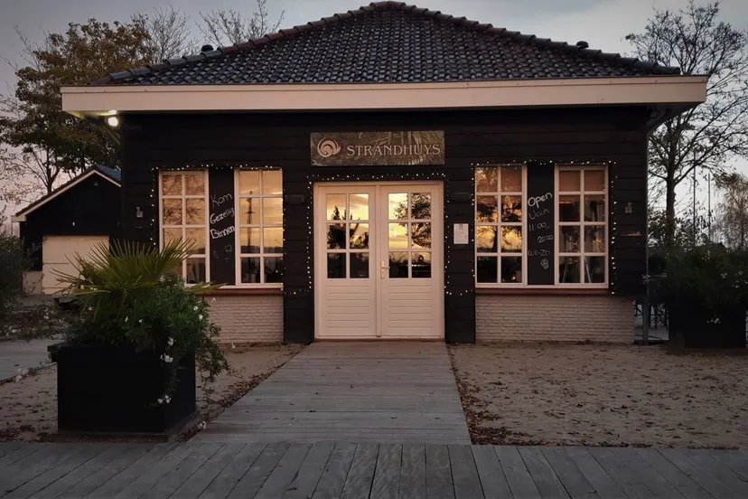 2019 11 22 srtrandhuys1