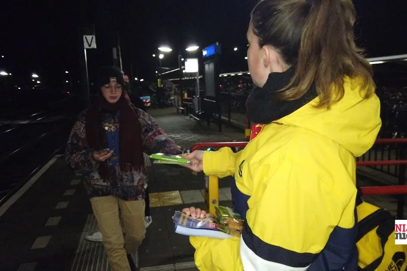 2019 12 16 uitdelen snelle jelles