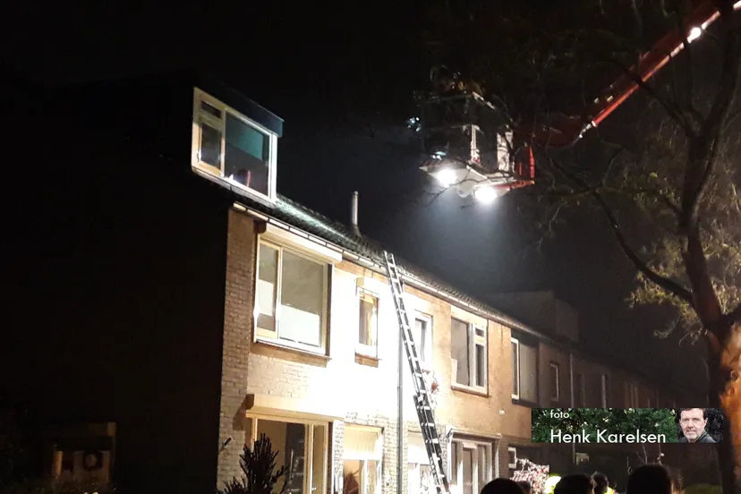 2020 01 01 vuurpijl in woning