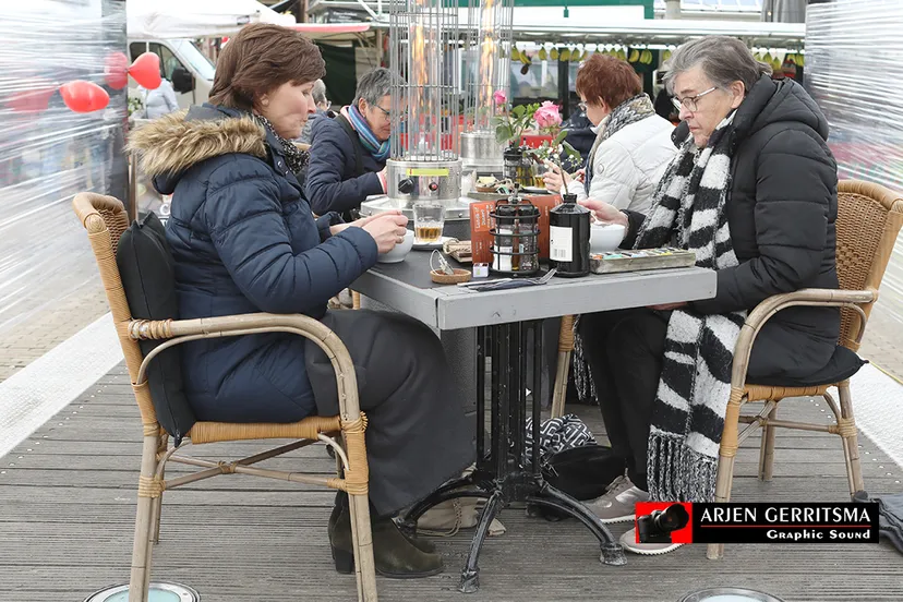 2020 02 14 valentijnsdag markt 03