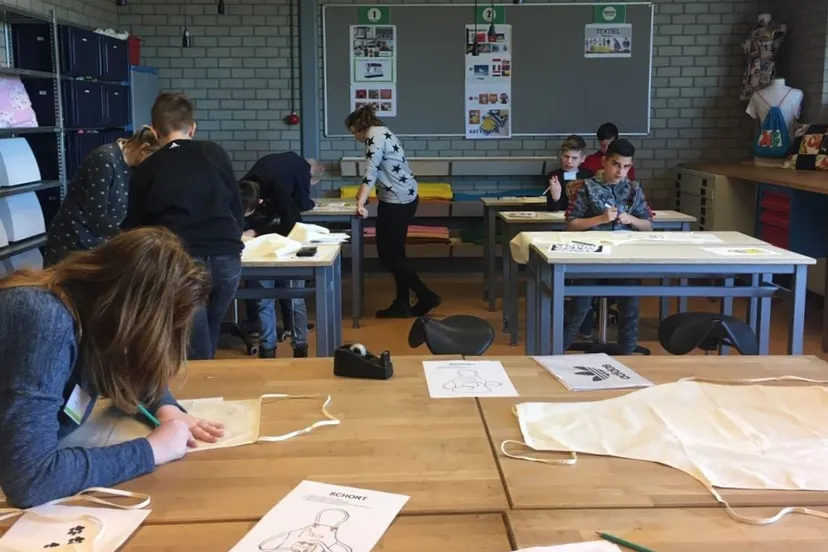 2020 03 03 accent foto pilot kon emmaschool