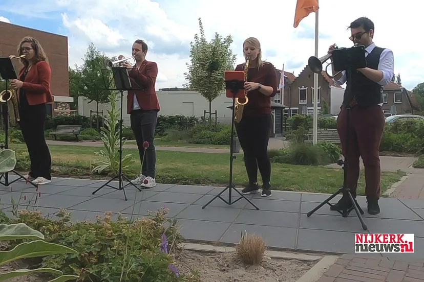 2020 06 18 de lovebells