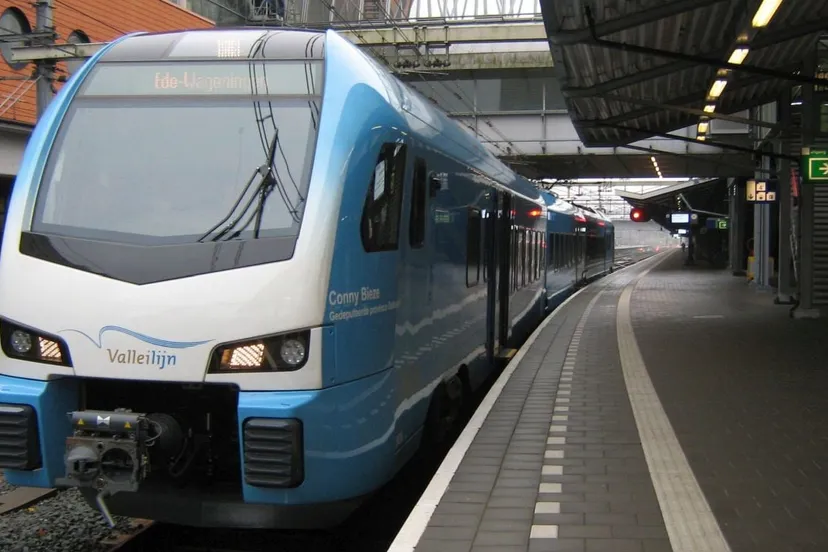 2020 07 22 connexxion valleilijn flirt 02