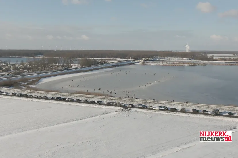 2021 02 11 autos bij ijsbaan