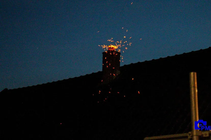 2021 04 04 schoorsteenbrand 1