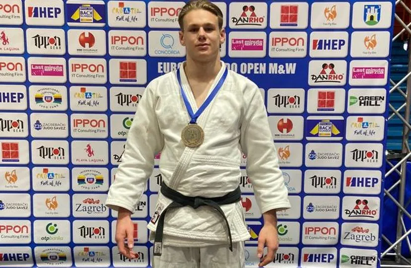 2021 05 03 tigo renes 1