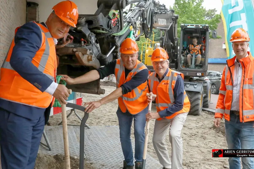 2021 08 30 startmoment werkzaamheden herinrichting centrum hoevelaken