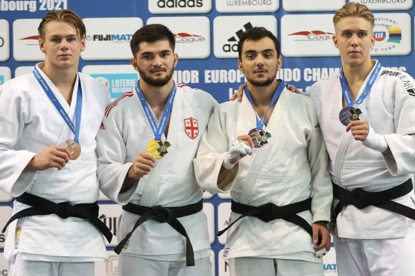 2021 09 13 tigo renes