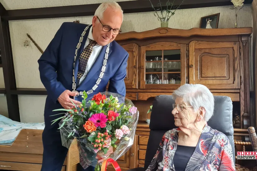 2022 04 14 100 jaar diermen