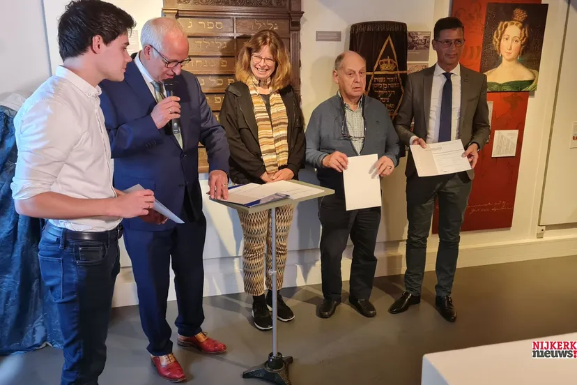 2022 04 28 joodse namen certificaten