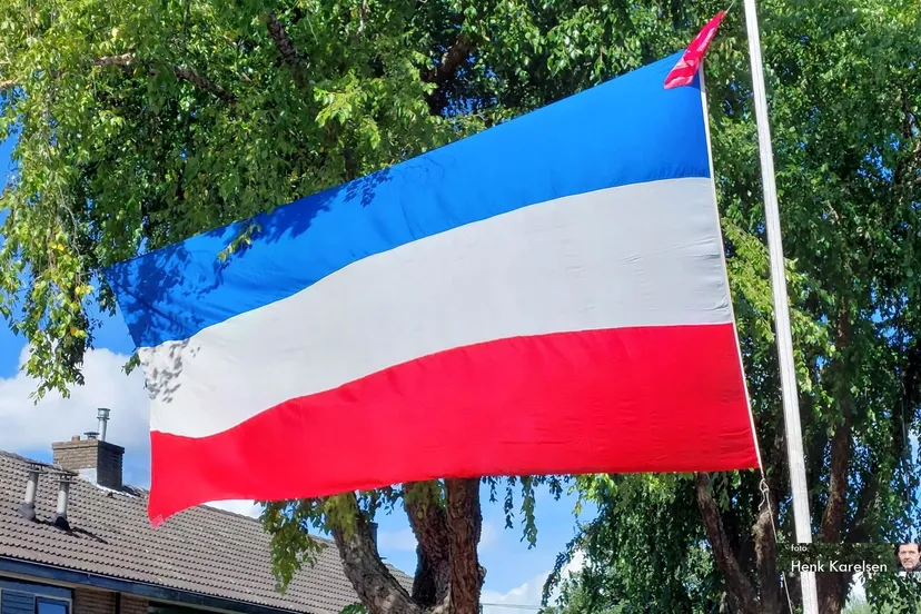 2022 08 06 omgekeede vlag