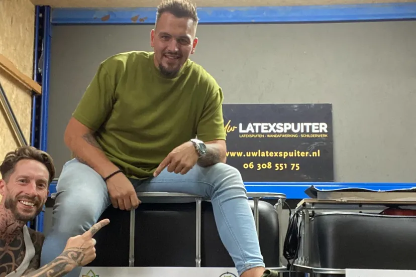 2022 09 07 latexspuiter 1