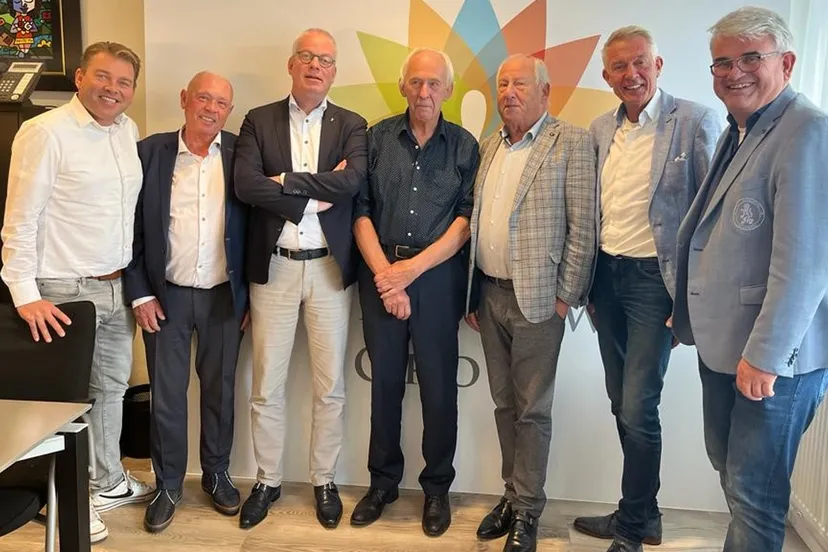 2022 10 12 sparta ondertekening schoonderbeek 1