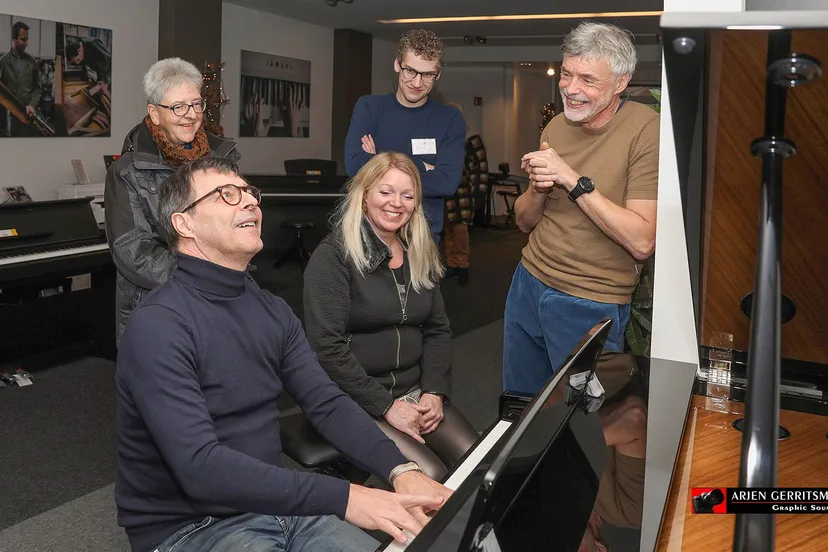 2022 12 10 verhoog pianofeest 002