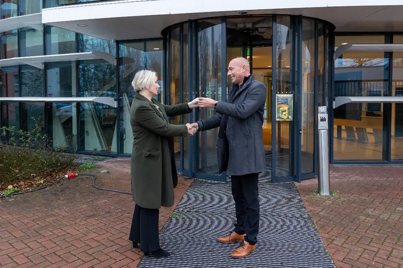 2023 01 27 sleuteloverdracht verbouw nieuwe stadhuis 2o8a5076