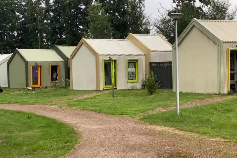 2023 02 23 skaeve huse 2