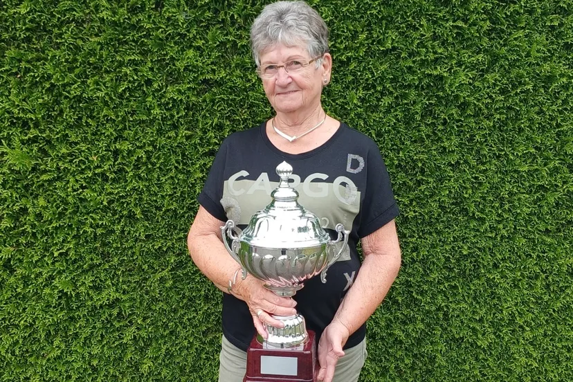 2023 07 23 nijeblouers roos