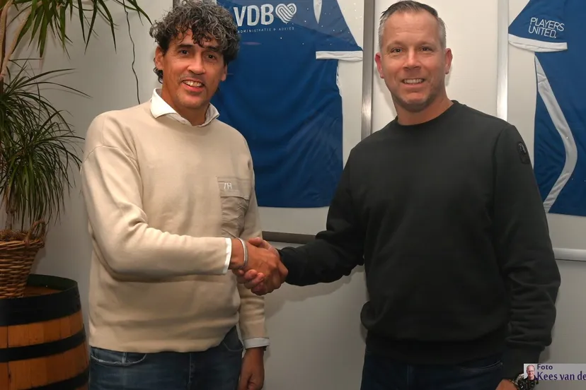 2023 11 22 veensche boys nieuwe trainer michael van den berg jos bouw 1