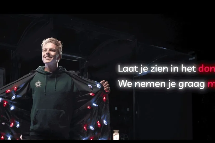 20231 11 12 laat je zien on het donker rrreis