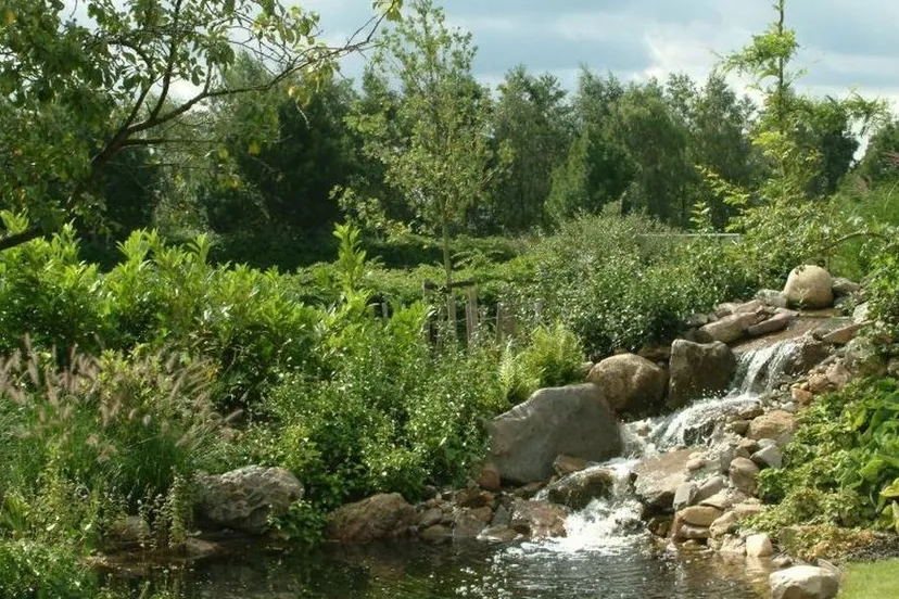 b926mcw7mqz73oes36yhdzvvu 2013 05 27tuin