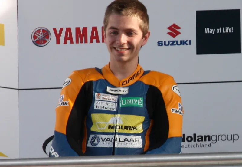 bduu86mw1q2t2hspowsoo0f4v foto links jerryvdbunt