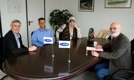 cl4zwly93yg5rgkph8znbhk6u 128001