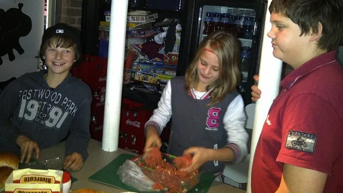 d3t5hja4t7if6p091y1uhmcut 2013 08 27 chill out 1