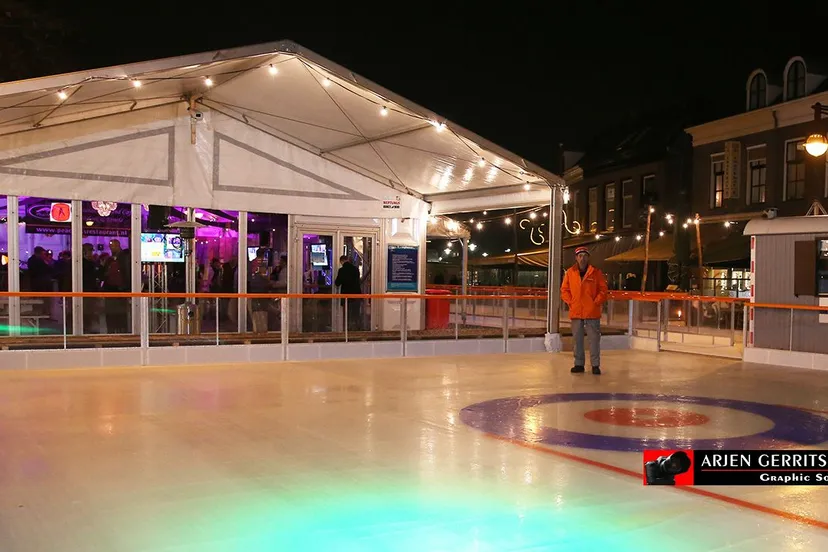 dlq9e5e1dcuy43cqevw2i0sh1 2014 12 04 opening ijsbaan 04