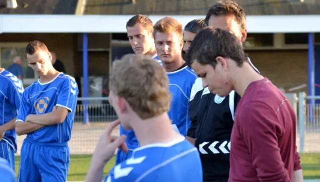 drj86iujw8um4jt8vvoqqqql9 2013 08 09 veensche boys hols stopt bis