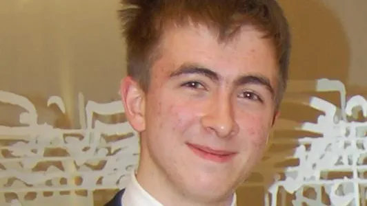 ds976onlb8odfpi8d4jook5xi 14z 7 bf foto