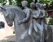 e5lud4cc984qzram72l679p2l 131377