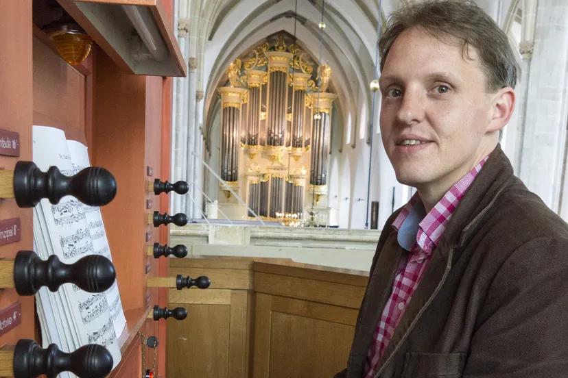 e6je51ko4mqqjuhwsq6mmiu6l 2014 08 10 organist st