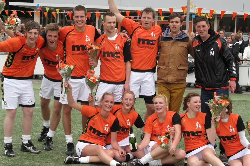 eb7fg69szi23rqznip8xqh5sw 2013 06 02spartakorfbal2